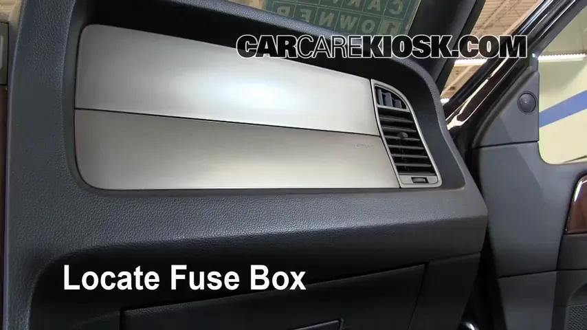 2011 Lincoln Navigator L 5.4L V8 FlexFuel Fuse (Interior) Replace